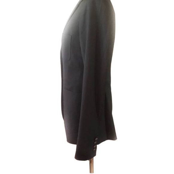 Aritzia Talula women’s minimalist blazer. Size 6 - Picture 4 of 7